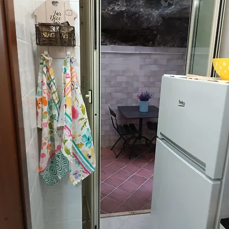 Al Vecchio Cortile Casavacanze * Palermo